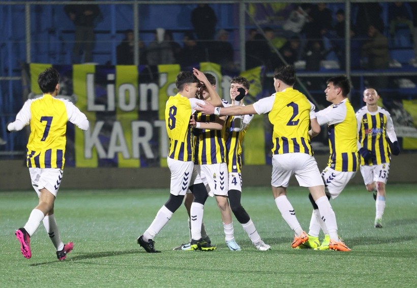 Arslanbey Gençlerbirliği - İzmit Yahya Kaptan U-16 final maçının foto galerisi - Resim: 36