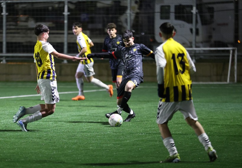Arslanbey Gençlerbirliği - İzmit Yahya Kaptan U-16 final maçının foto galerisi - Resim: 15