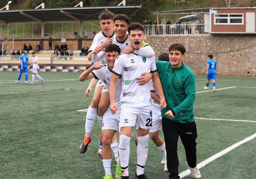 Belediye Derincespor – Kocaelispor U-16 maçının fotoğraf galerisi - Resim: 41