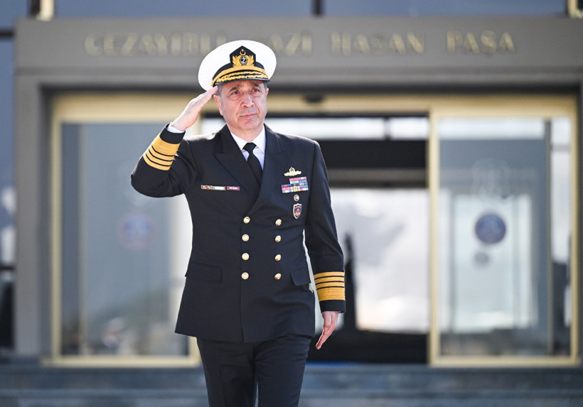 Oramiral Ercüment Tatlıoğlu: “Gelecek nesiller için denizaltı üssünü koruyor ve geliştiriyoruz” - Resim : 2