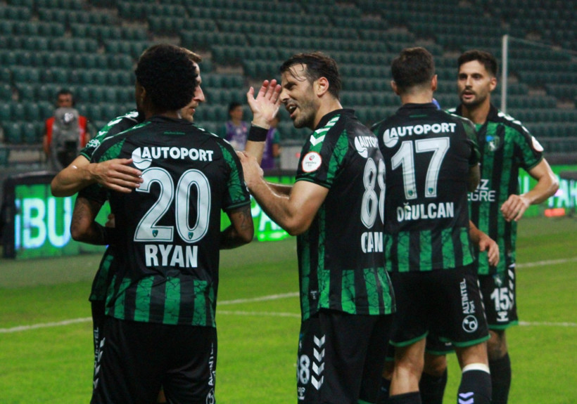 Kocaelispor - Manisa Futbol Kulübü maçı fotoğrafları "Foto Galeri - Ali Köksal" - Resim: 244