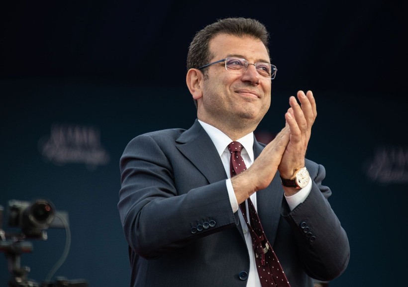 Bülent Arınç: İmamoğlu tutuksuz yargılanmalıydı! - Resim: 5