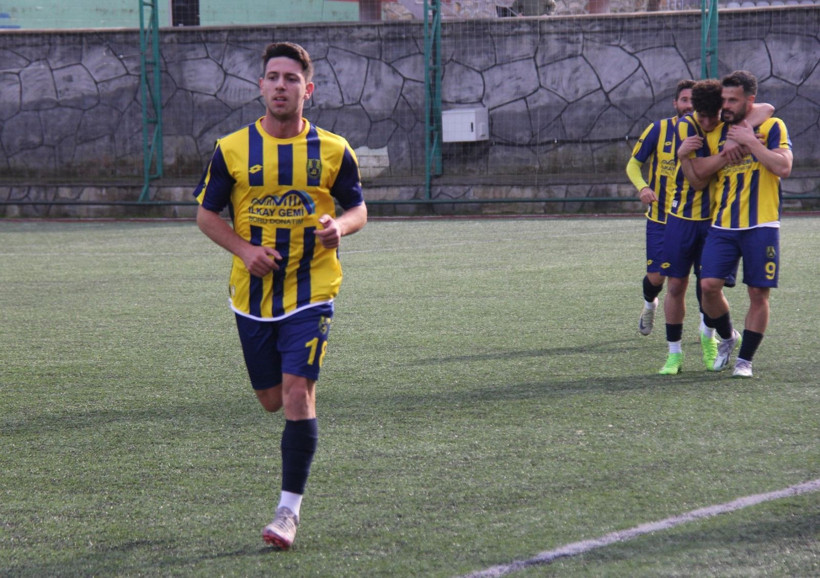 Karamürselspor'un Karasu’yu farklı devirdiği maçın fotoğrafları - Resim: 29