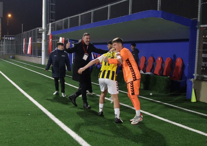 Arslanbey Gençlerbirliği - İzmit Yahya Kaptan U-16 final maçının foto galerisi - Resim: 41
