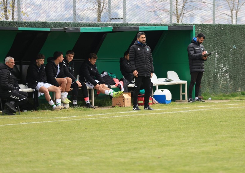 Kocaelispor - Karacabey Belediyespor U-19 maçının fotoğrafları - Resim: 74