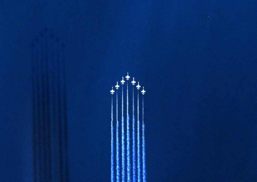 Türk Yıldızları'nın uçuşunu Göktürk fotoğrafladı - Resim : 2