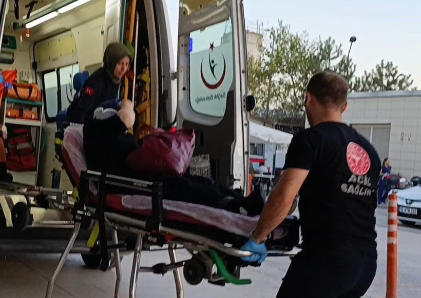 Korkutan kaza! İşci servisi ile yolcu minibüsü çarpıştı - Resim : 4