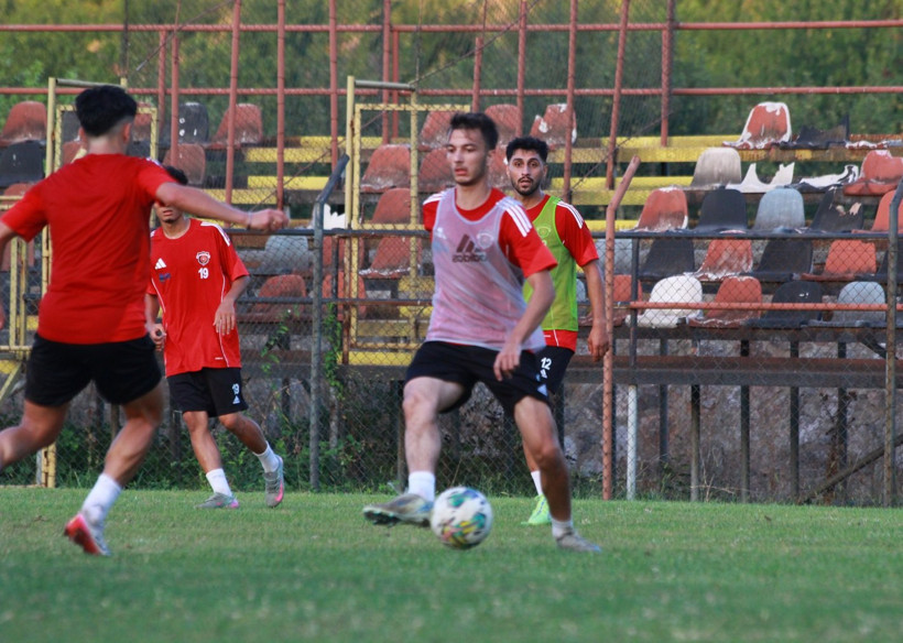 Gölcükspor lig öncesi son viraja girdi! - Resim : 4
