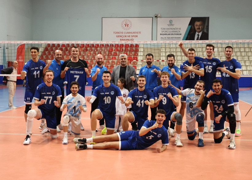 Kağıtspor’un Efeleri set vermeden kazandı! “3-0” - Resim : 1