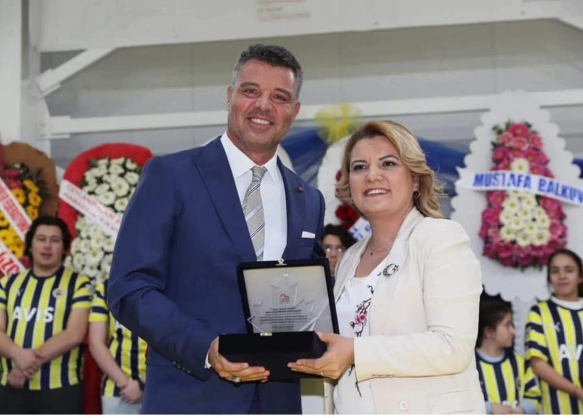 Fatma Kaplan Hürriyet'ten Sadettin Saran'a tebrik: Verdiği katkılar hâlâ hafızamızda - Resim : 1