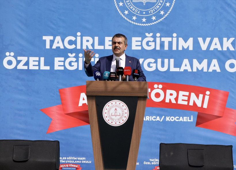 Yusuf Tekin Kocaeli'de okul açılışına katıldı: Bütün kademelerde 20'li rakamlara düşürdük - Resim : 1