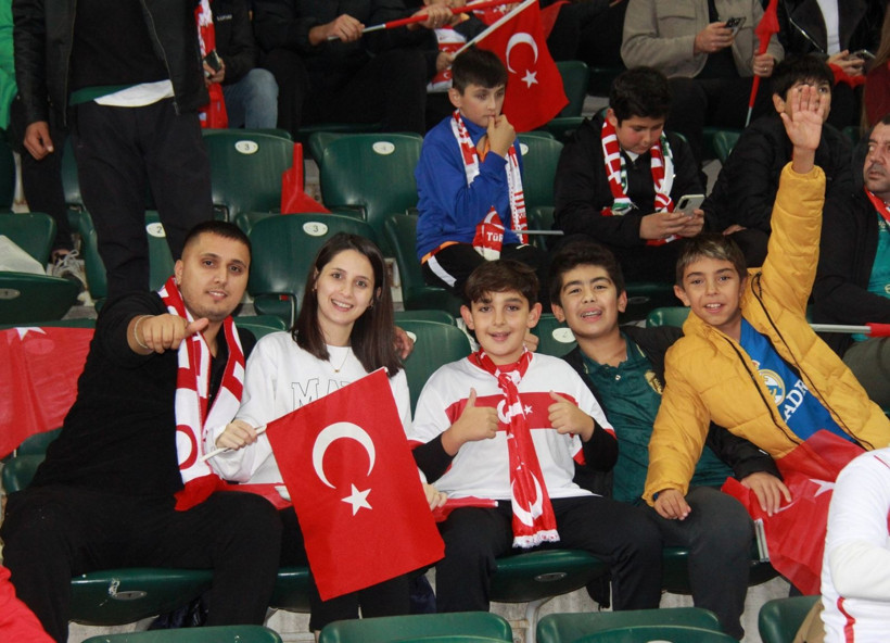 Kocaeli Kırmızı Beyaz! İşte müthiş tribün fotoğrafları - Resim: 47