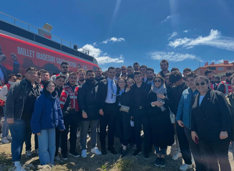 CHP Kocaeli Gençlik Kolları'ndan Cem Aydın'a destek - Resim : 3