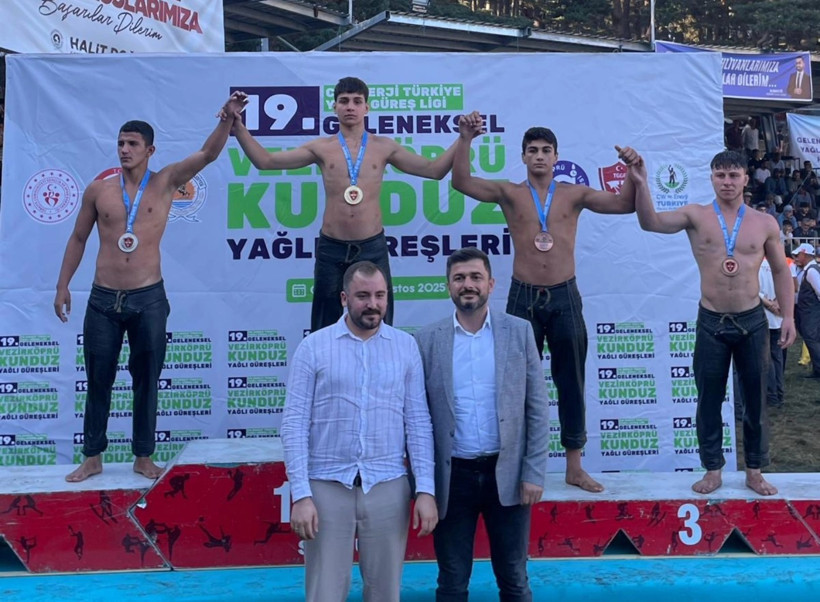 Kağıtsporlu pehlivanlar Samsun’da tulum çıkardı! - Resim : 5