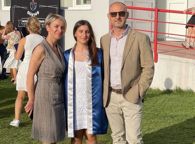 Acılı baba Kartalkaya faciasının sembolü çarşafları penceren sarkıttı - Resim : 3