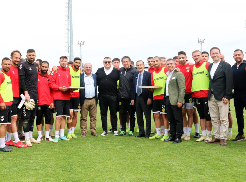 Kocaelispor’un eski hocası, Eskişehirspor’u şampiyonluğa taşıdı! Nokta Gazetesi’ne özel açıklamalar - Resim : 1