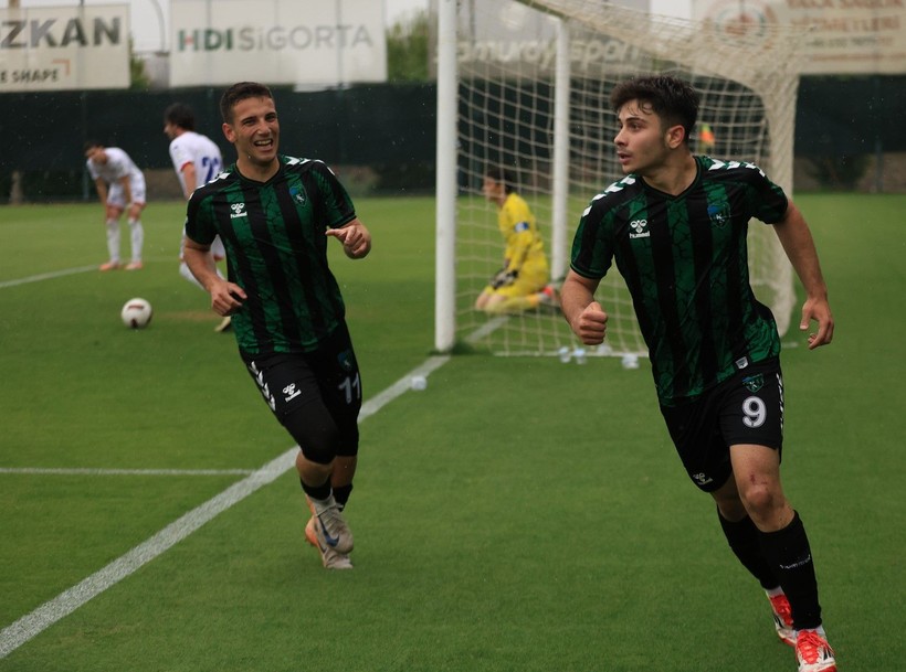 Kocaelispor – Mustafakemalpaşa U-19 finali maç içi fotoğrafları - Resim: 17