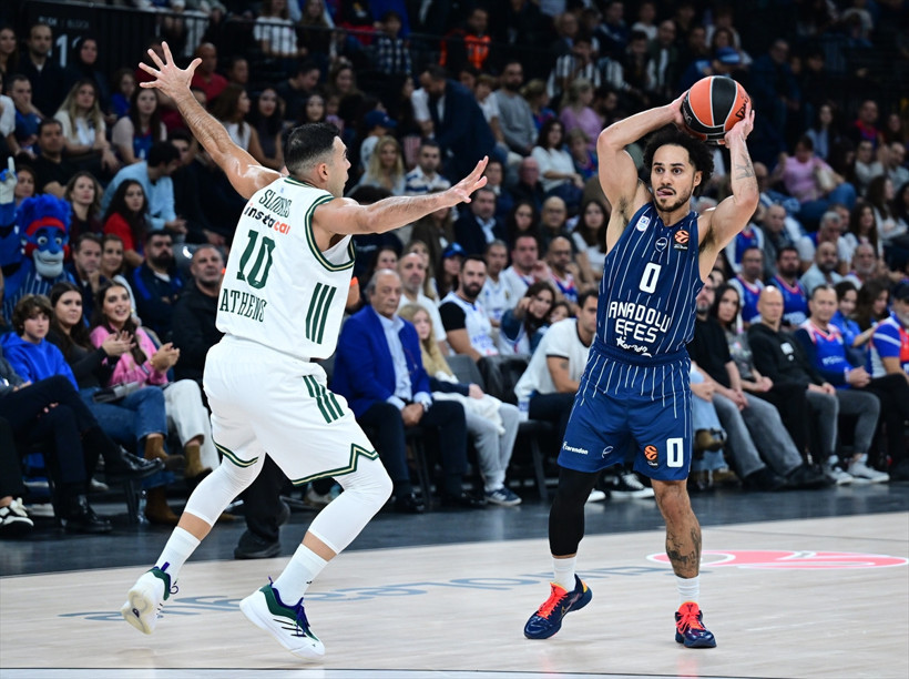 Ergin Ataman, Efes’i üzdü! “81-95” - Resim : 1