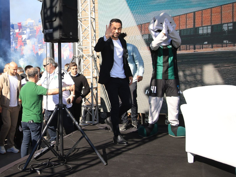 15. Kocaeli Kitap Fuarı’nda Kocaelispor izdihamı - Resim: 1