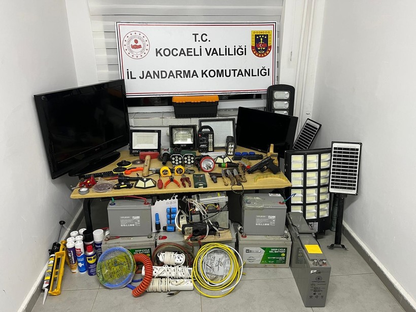 İlçenin kabusu olan hırsızlar jandarma tarafından tek tek belirlendi... - Resim : 2