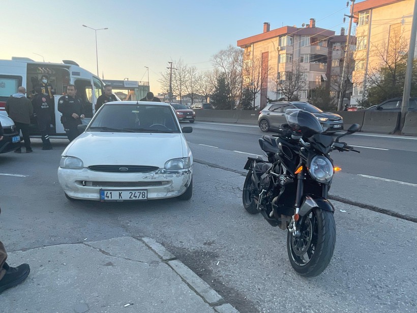 Başiskele'de vur kaç vakası! Kaçmak istedi ama vatandaşlar izin vermedi - Resim : 2