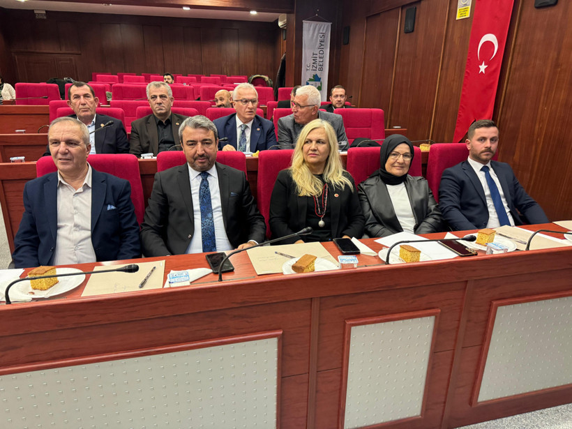 2025’in ilk İzmit Meclisi’nde Fatma Kaplan Hürriyet yok! Küçükkaya vekalet edecek - Resim : 2