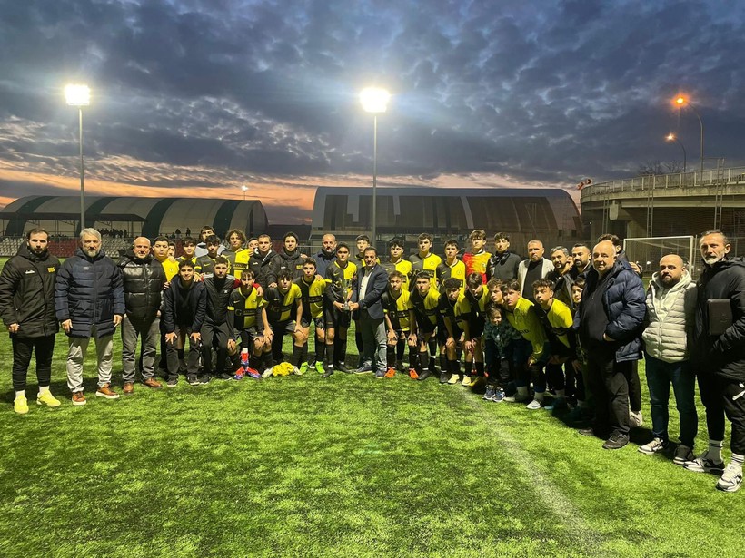 Bekirderespor, Türkiye şampiyonasına bir adım uzaklıkta! 2-1 - Resim : 4