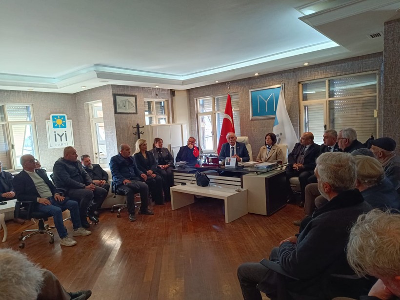 İyi Parti'den 6 Şubat'ın yıldönümünde deprem bölgesine ziyaret - Resim : 1