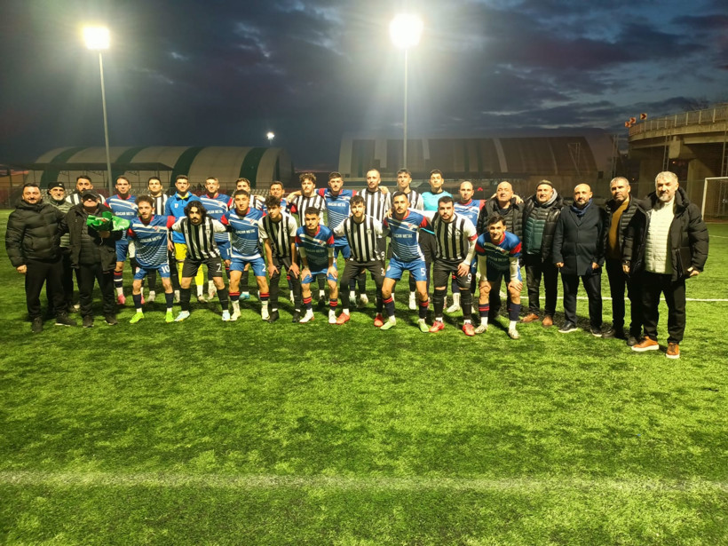 2. Amatör Lig 4 kırmızı kart ile başladı! - Resim : 1