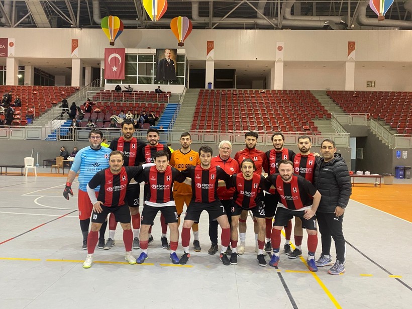 Osmanlı 41, futsalda BÜYÜK oynuyor! Avrupa’ya gidebilirler! - Resim : 1