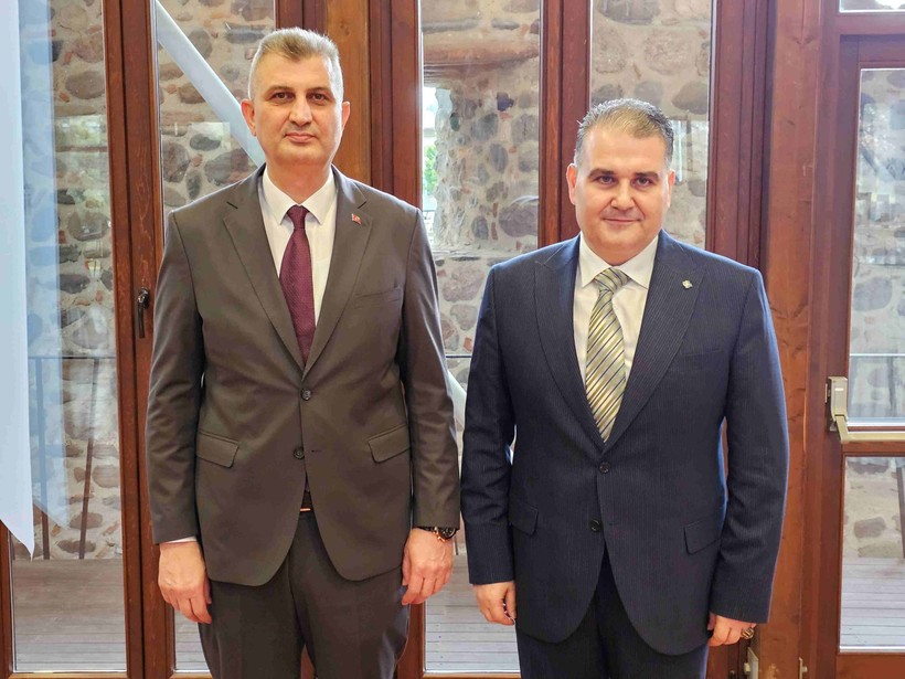 Gölcük Kent Konseyi Başkanı Fatih Bayram oldu - Resim : 2
