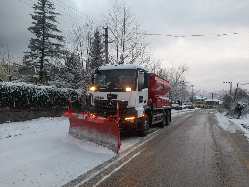2 bin 321 personel ve 623 iş makinesi kar mesaisinde - Resim : 2