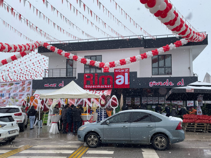 VEZİR KARA: ''Rimal marketlerimiz %100 yerli bir markadır '' - Resim : 1