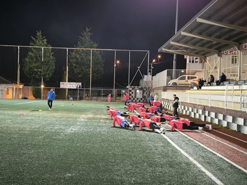 Derince Stadı ışıl ışıl! - Resim : 2