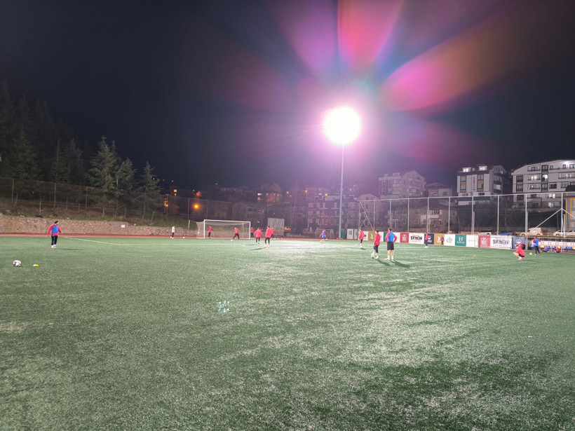 Derince Stadı ışıl ışıl! - Resim : 1