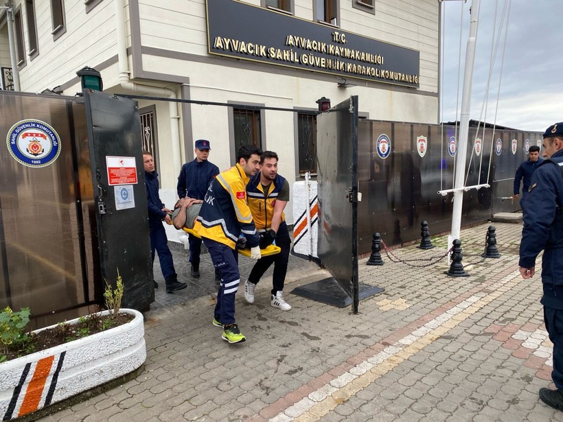 Çanakkale'den göçmenleri taşıyan bot battı... Haberler kötü! - Resim: 5