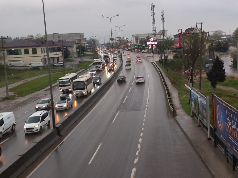 Kocaeli'de sabah saatlerinde trafik çilesi... Araç yoğunluğu oluştu! - Resim : 4