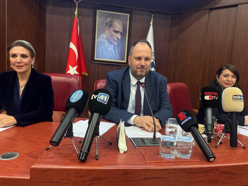 Hürriyet, meclise bütçeyi anlattı - Resim : 1
