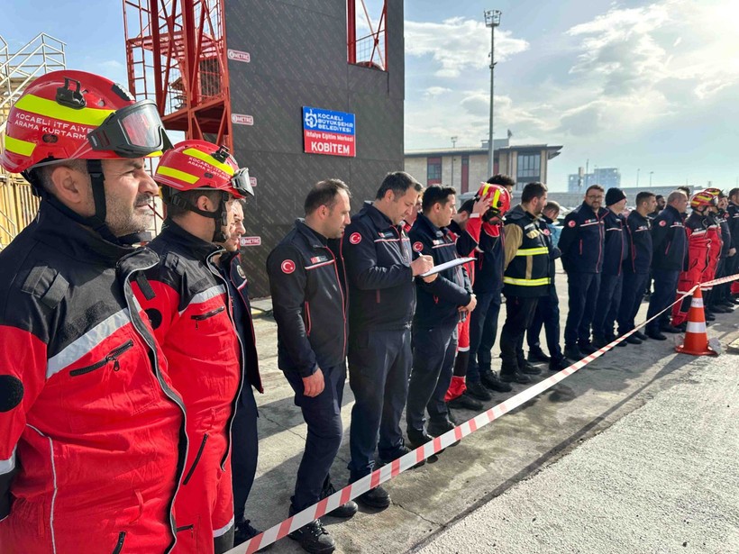 Kocaeli Büyükşehir İtfaiyesi zor günler için akredite olacak - Resim: 5