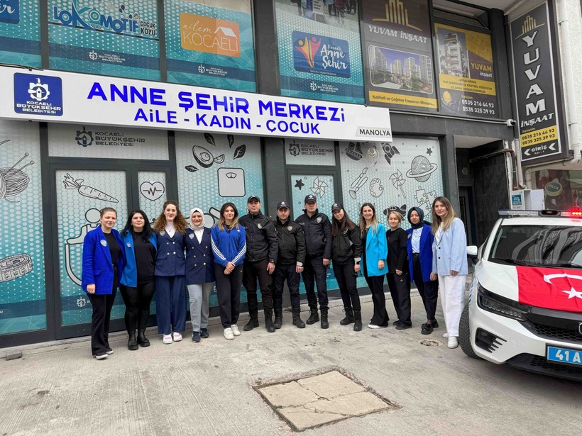 Anne Şehir’de polislere sürpriz kutlama - Resim: 6