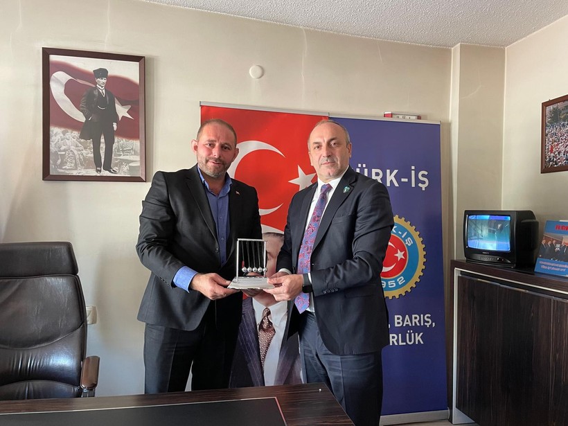 MHP İzmit, güne sendika sohbetiyle başladı - Resim : 2
