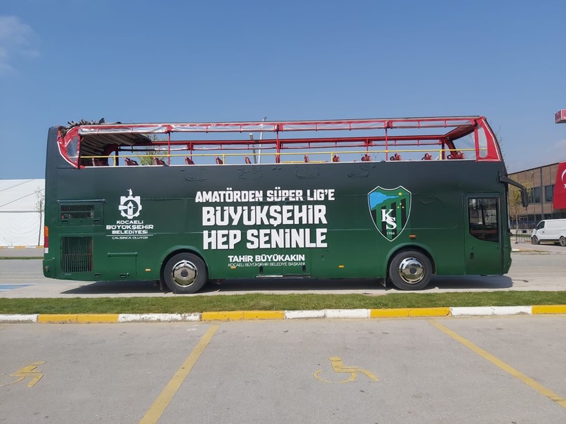 İşte şampiyonluk otobüsü! - Resim : 2