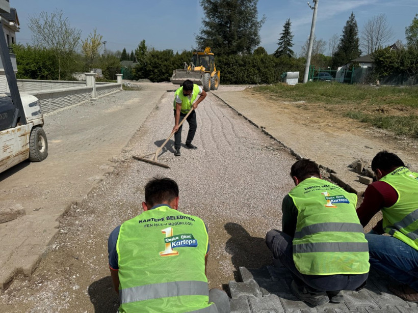 Kartepe Belediyesi’nden Acısu’da kapsamlı parke tamiratı - Resim : 2