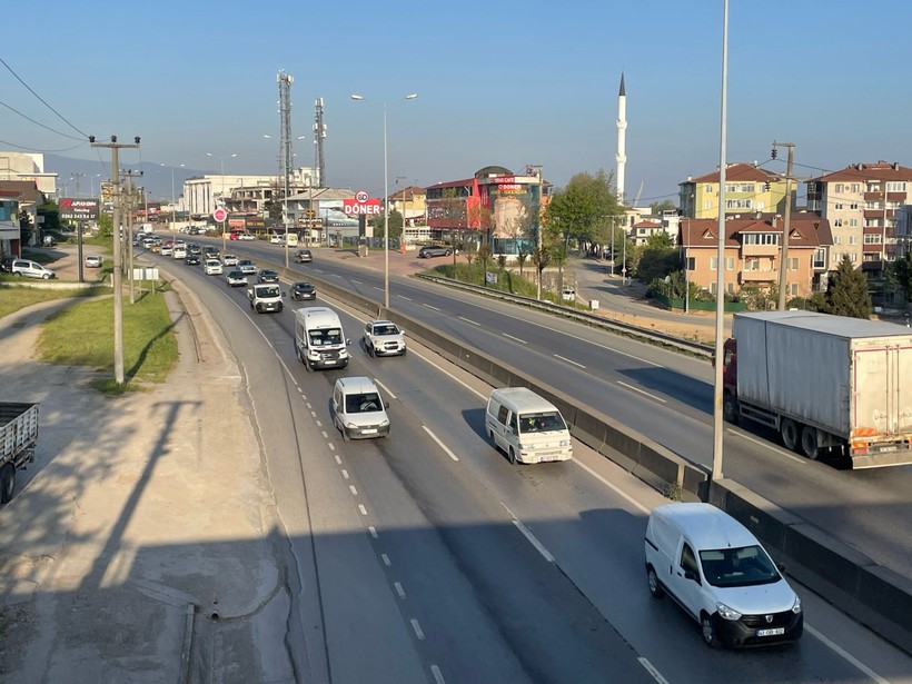 Sabah trafiği çileye döndü! Sürücülerin sabrı testte - Resim : 2