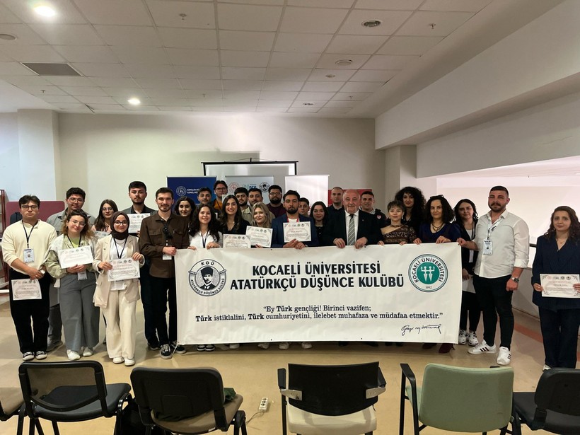 Geleceğin liderleri KOÜ’de yetişiyor: ''Yetkinlik Artırma” projesi tamamlandı - Resim : 3