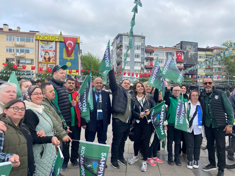 Kocaelispor Kulübü şampiyonluğu kutluyor! - Resim : 3