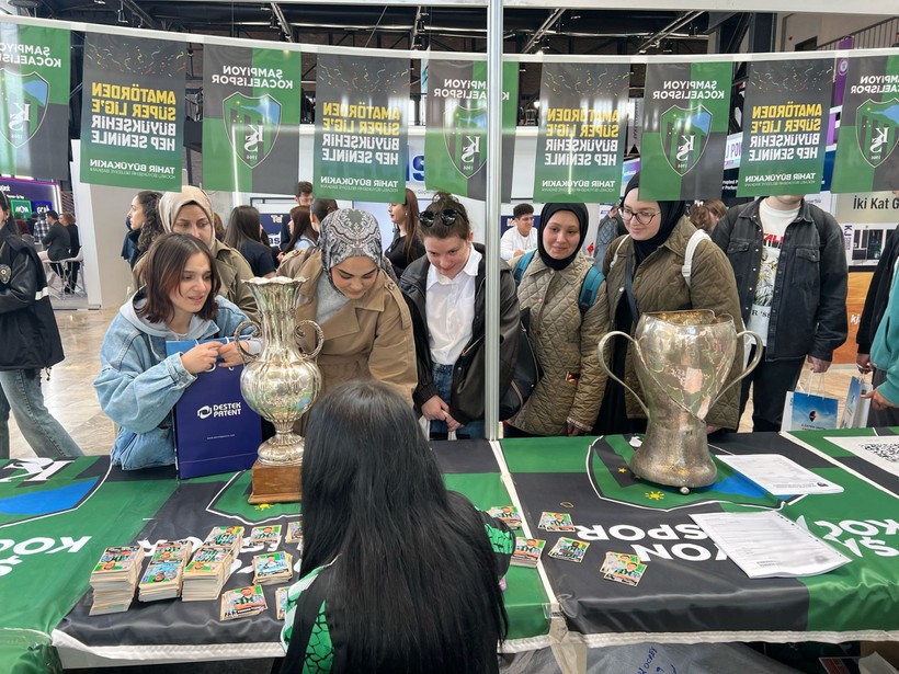 MARMARAKAF'ta Kocaelispor’a yoğun ilgi - Resim : 1
