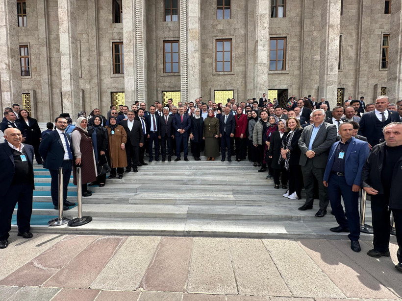 İlk Hereke Halısı, Cumhurbaşkanı Erdoğan'a hediye edildi - Resim : 3