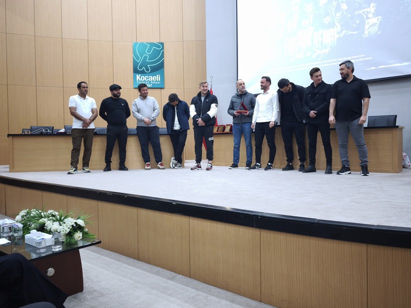 Emeğin Rengi Yeşil Siyah büyük beğeni topladı - Resim : 9