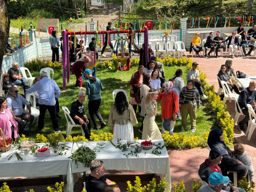 Özel bireyler Hıdırellez ile baharın gelişini kutladı - Resim : 4